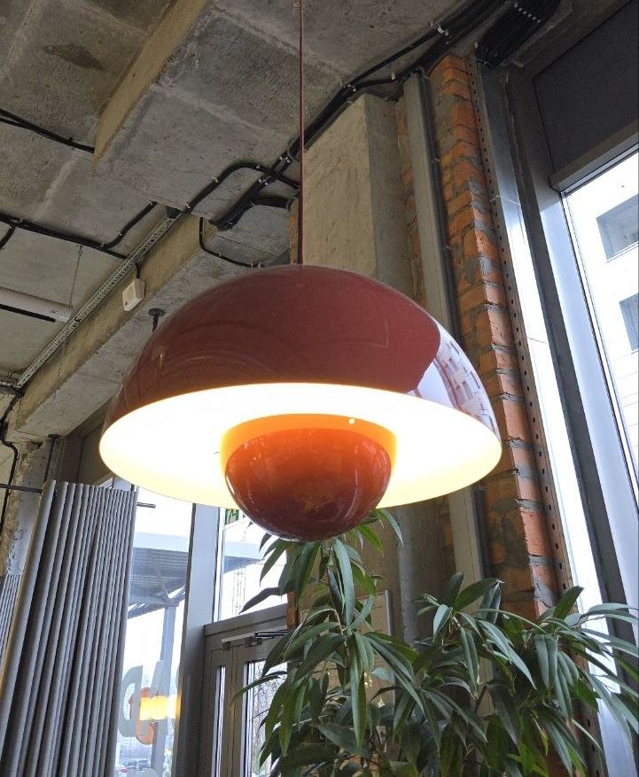Підвісний світильник Flowerpot VP2 Verner Panton 1971 коричневий