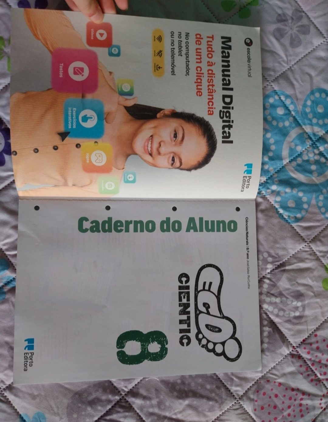Caderno atividades Eco Cientic 8.º Ano (Porto Editora)