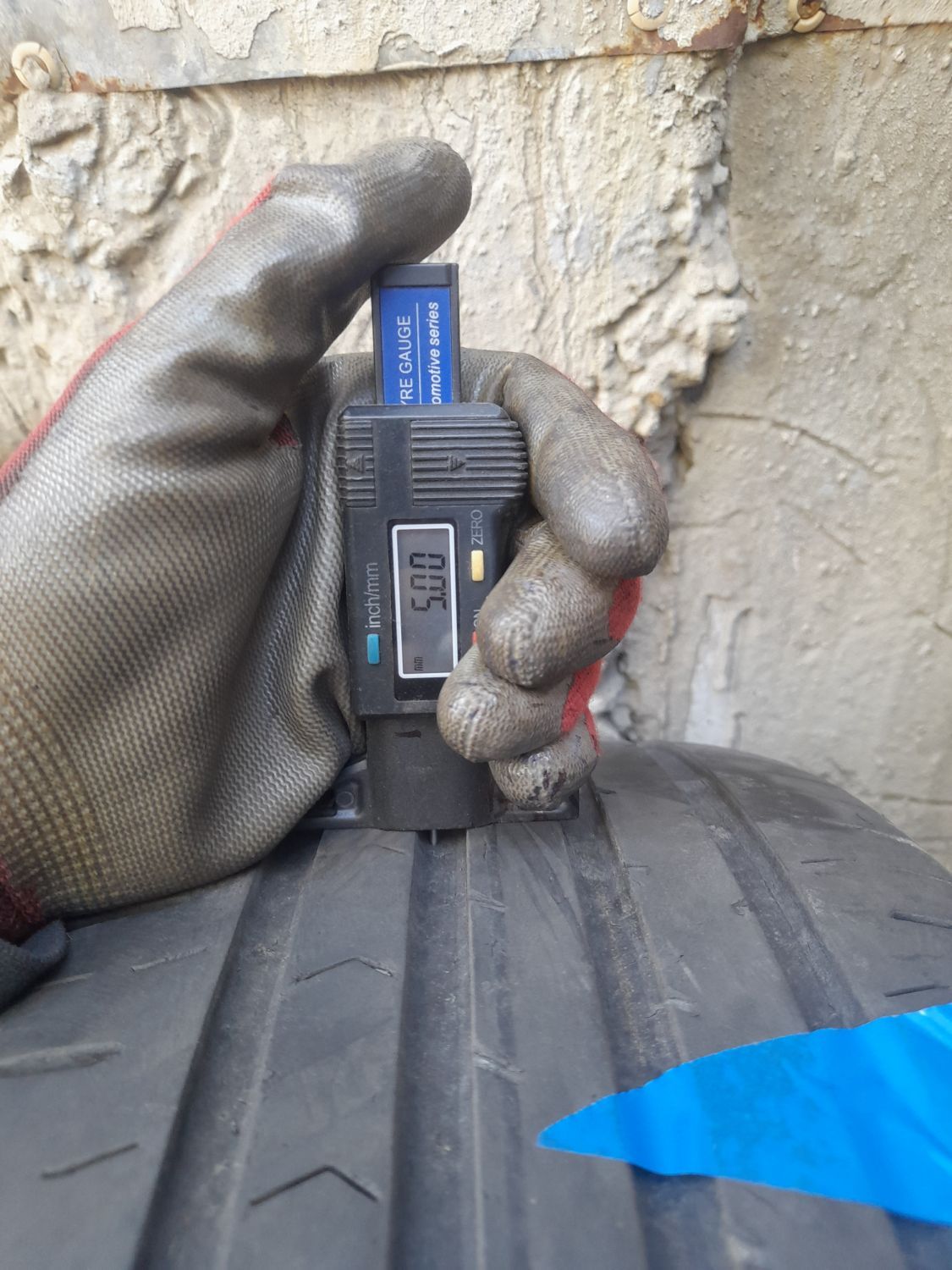 Шини Continental ContiPremiumContact 5 205/60 R16 92H Б/У 5 мм