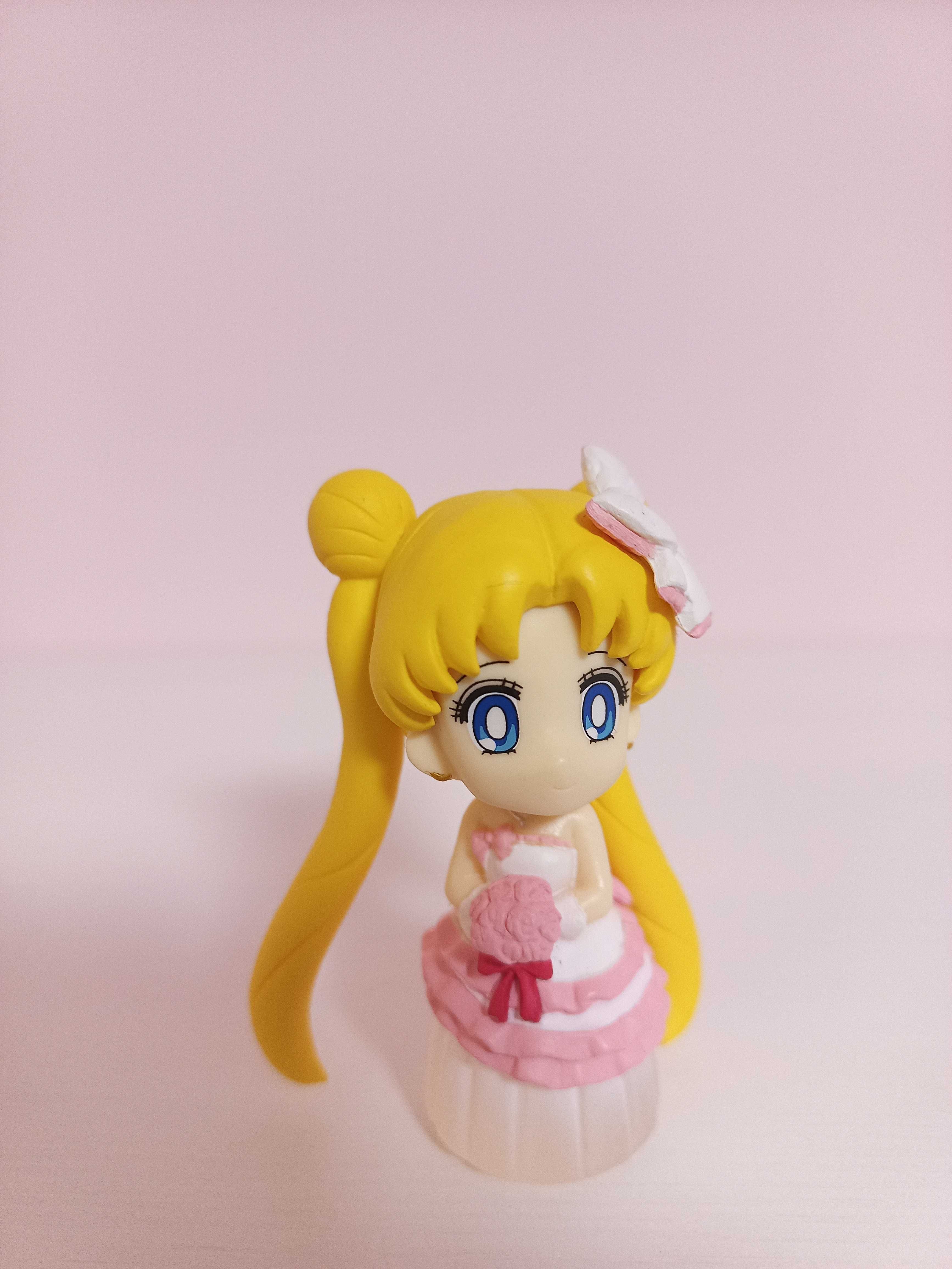 Mini figurka Sailor Moon Clear Colored Sparkle Dress - Sailor Moon