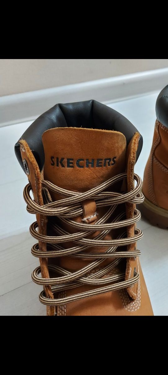 Ботинки Skechers (оригинал) 41 размер