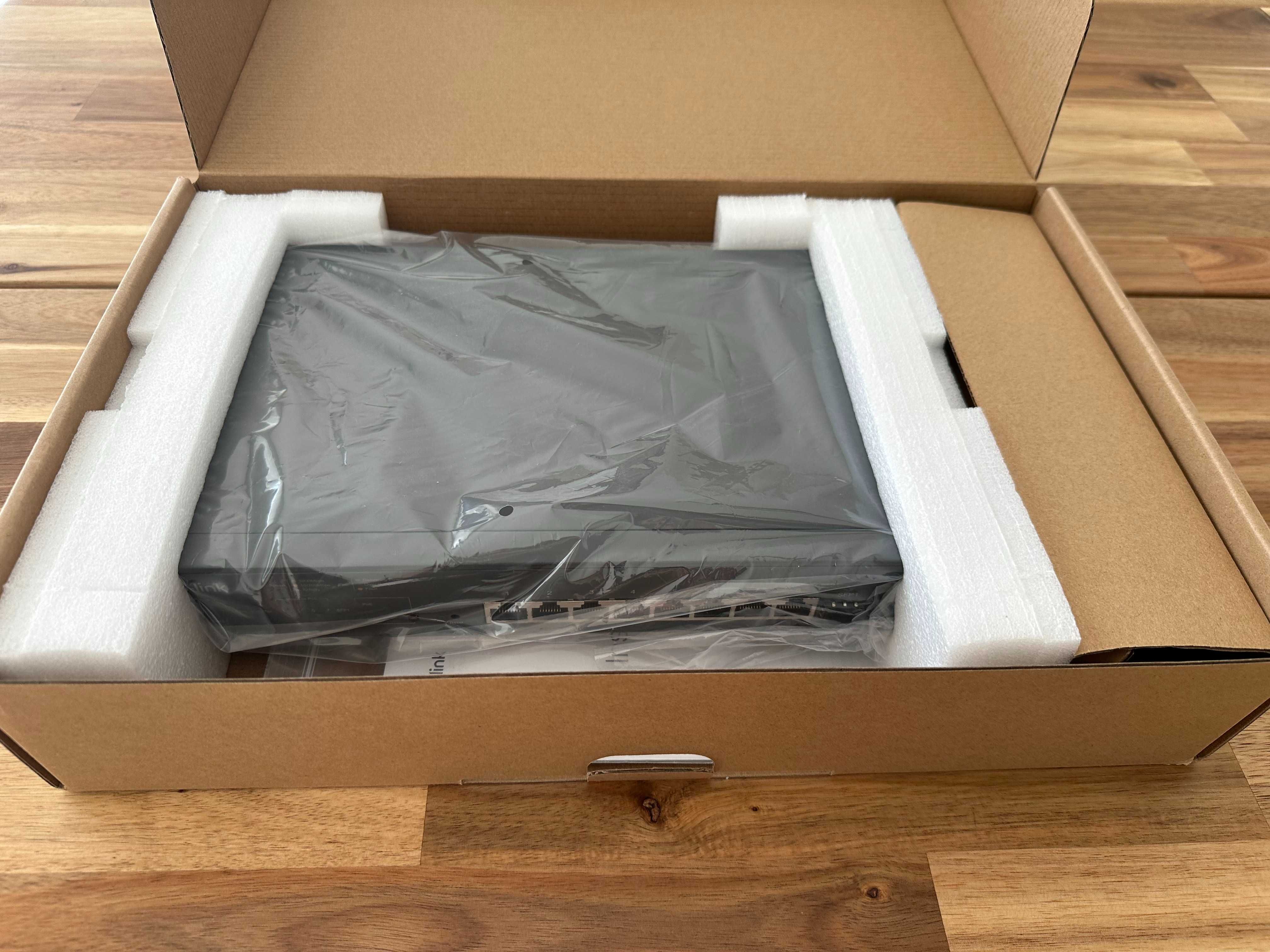 TP-Link TL-SG2210MP Jetstream 10-Port Gigabit Smart Switch