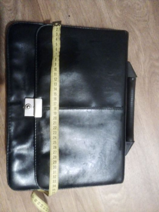 Портфель для работы, для документов.