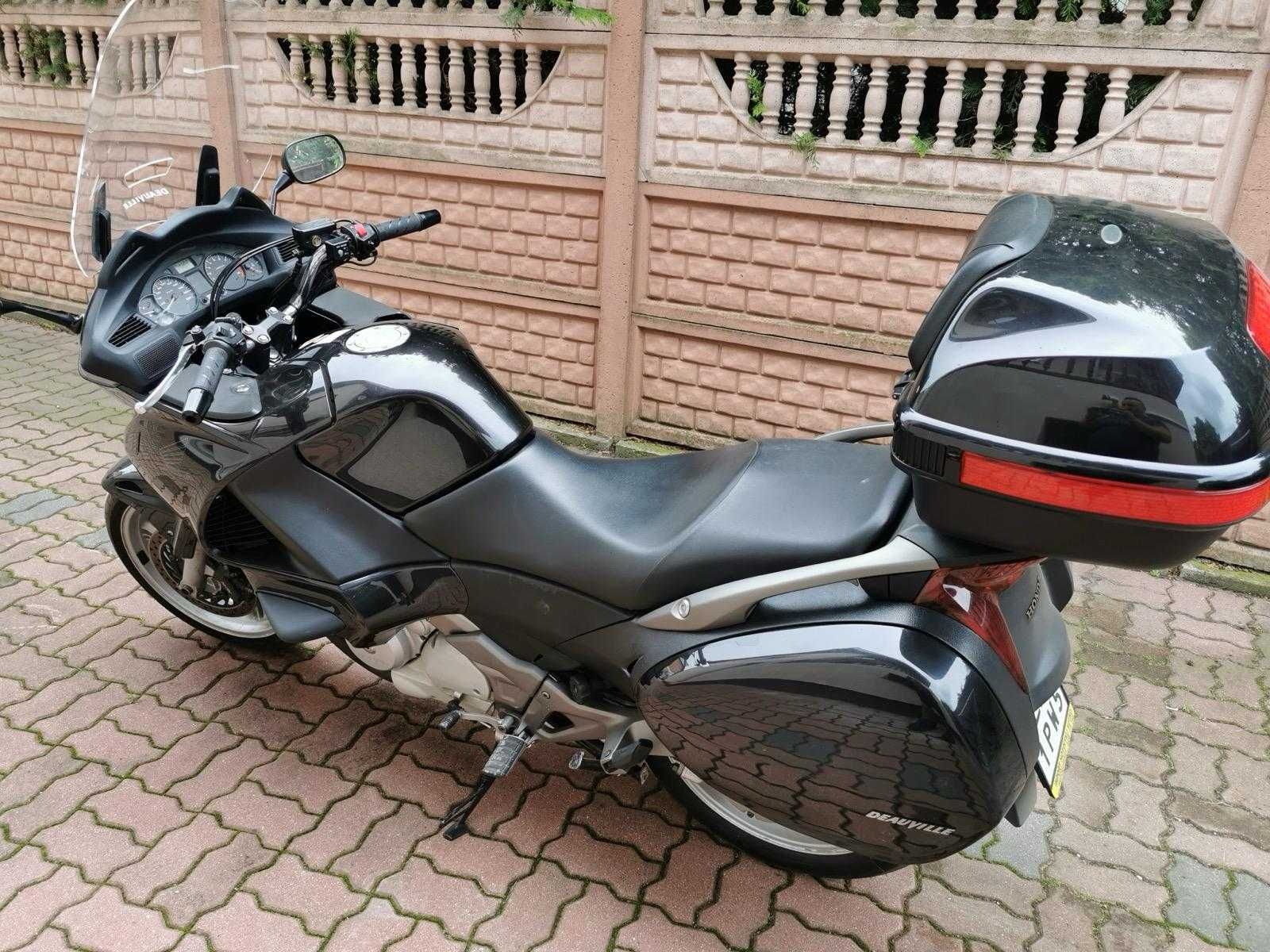 Honda Deauville NT700