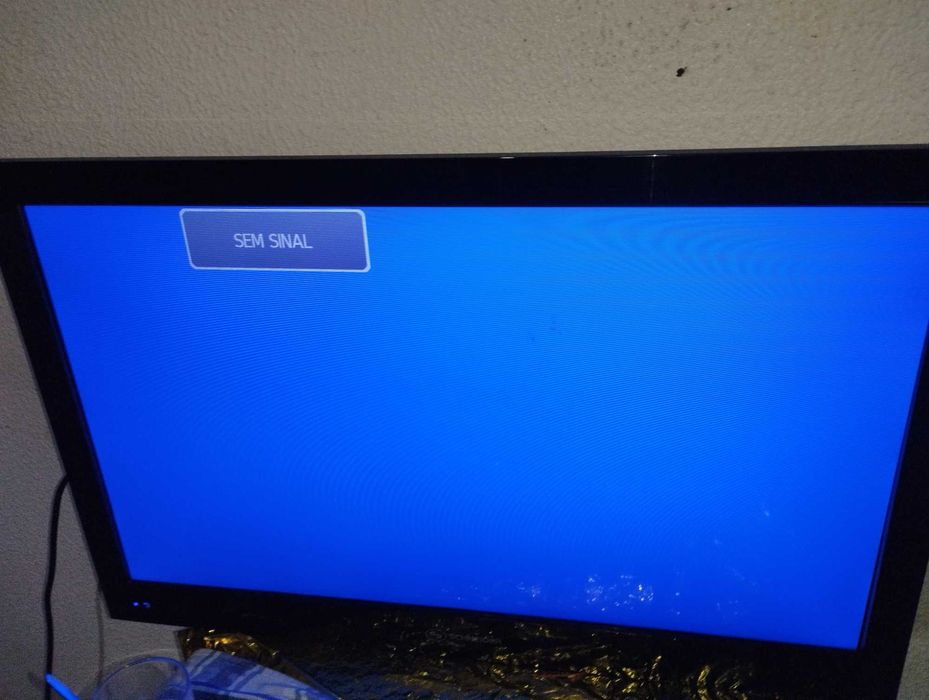 TV scHElDgR e muito bom vendo urgente para despachar