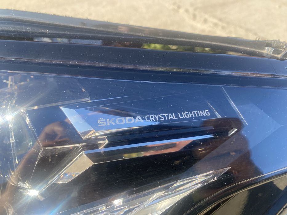 Lampa Skoda Enyaq Crystal Lighting 5LB Lewa Kompletna