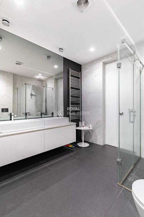 Продаж Будинок Київ Острів Водників Голосієво 500 м2 10 соток Hi Tech