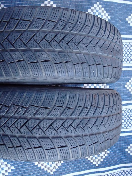 Cena za 2 Opony zimowe 235/60r18 VREDESTEIN 2021r
