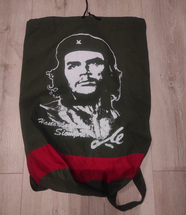 Plecak marki Chegivara. Objętość 40 l.