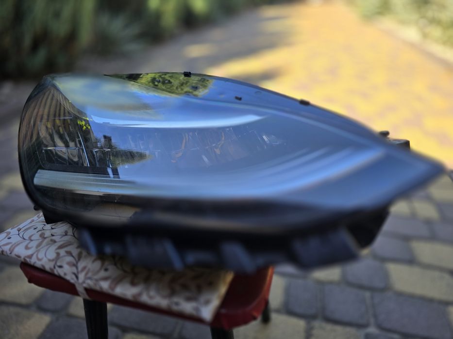 Фара Tesla Model 3 2018 не работает