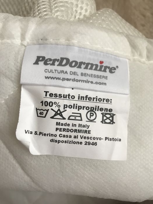 Продам два наматрацник 80*200 НОВИЙ з дефектом