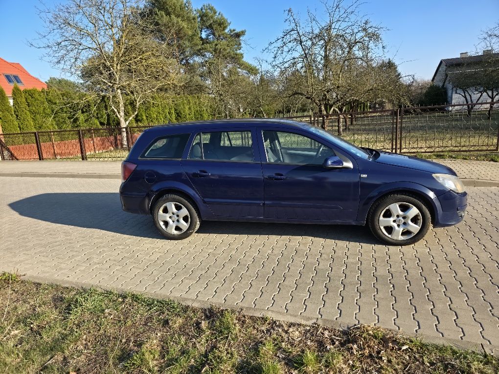 Opel Astra 1.7d 06r Klima/pierwszy właściciel/oplaty na rok/Zamiana