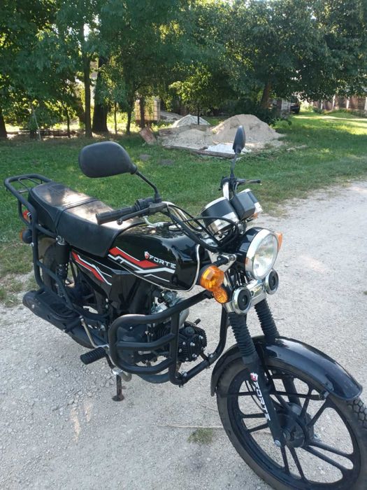 Мотоцикл FORTE FT110-2