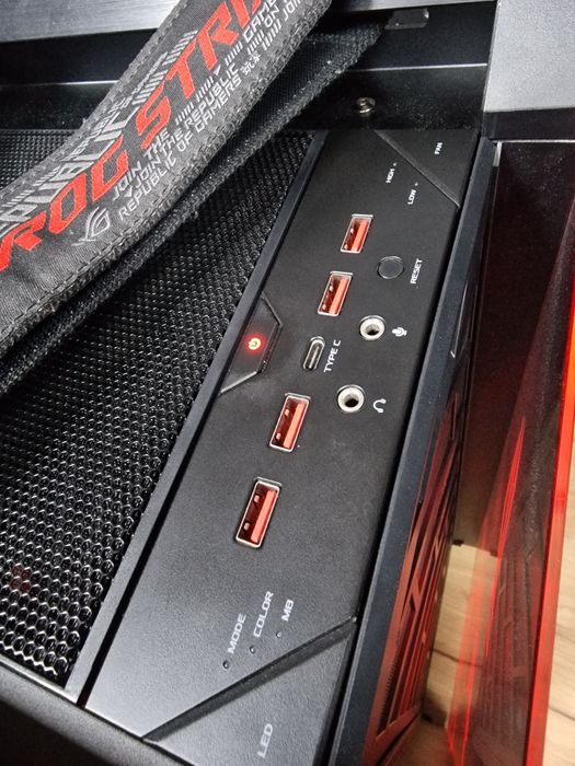 ASUS ROG Helios WiFi/Bluetooth | Intel i9-10900KF | 32GB | RTX 3070 Ti