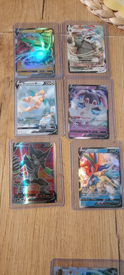 Karty kolekcjonerskie pokemon