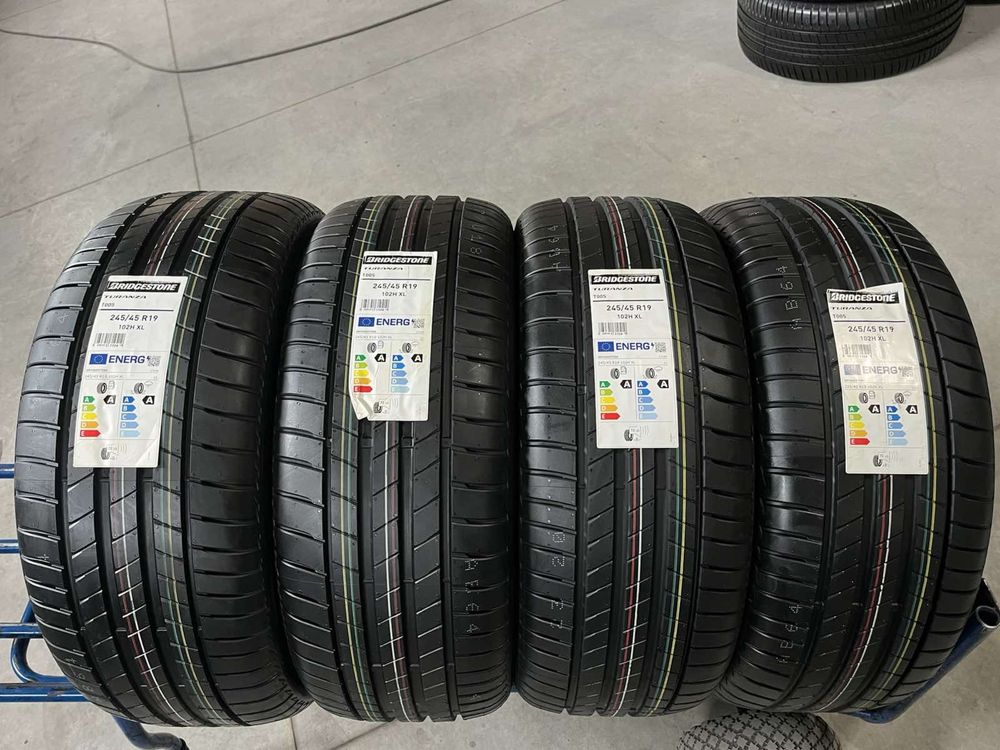 245/45/19 R19 Bridgestone Turanza T005 4шт нові