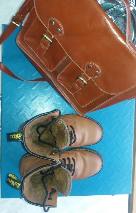 Комплект:ботинки+сумка