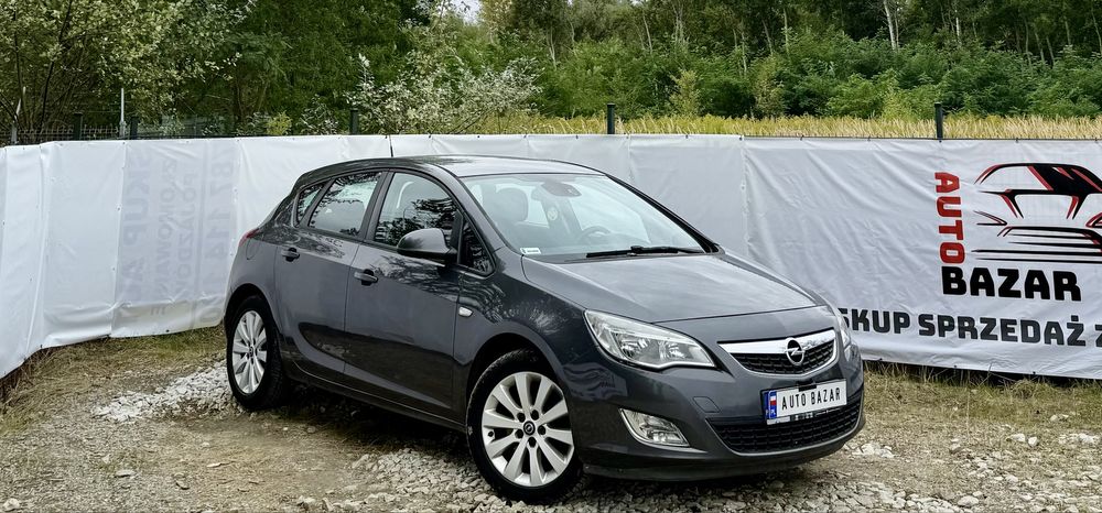 Opel Astra J 1.7 CDTI > Klima > 2010  > Alufelgi > Zadbany > Zamiana