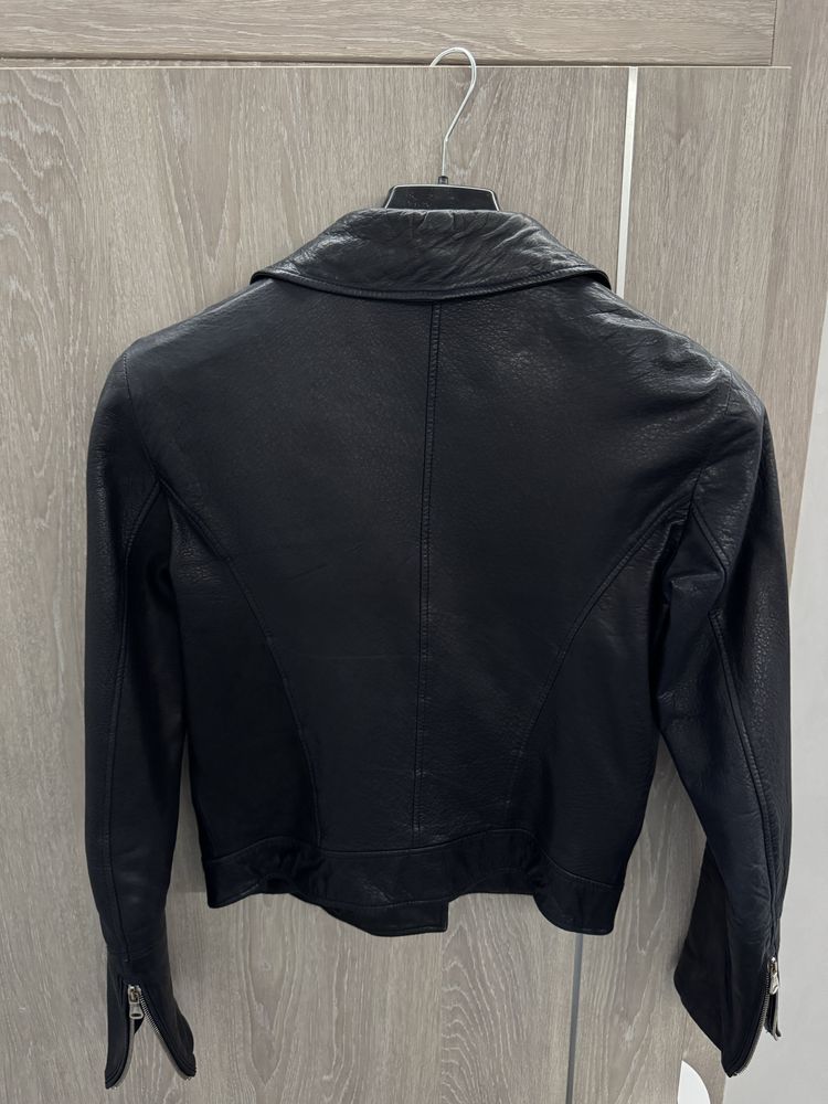 Massimo dutti куртка