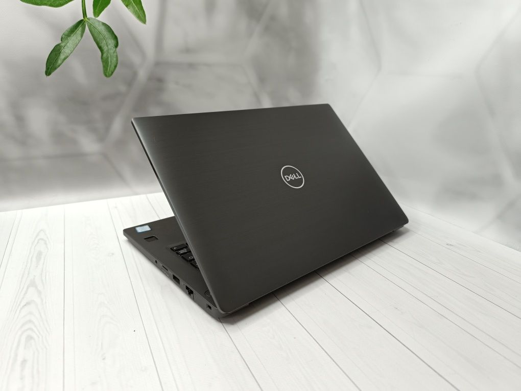 Ноутбук Dell Latitude 7390/i7-8650U/16 GB/512 M2/13.3" Full HD IPS