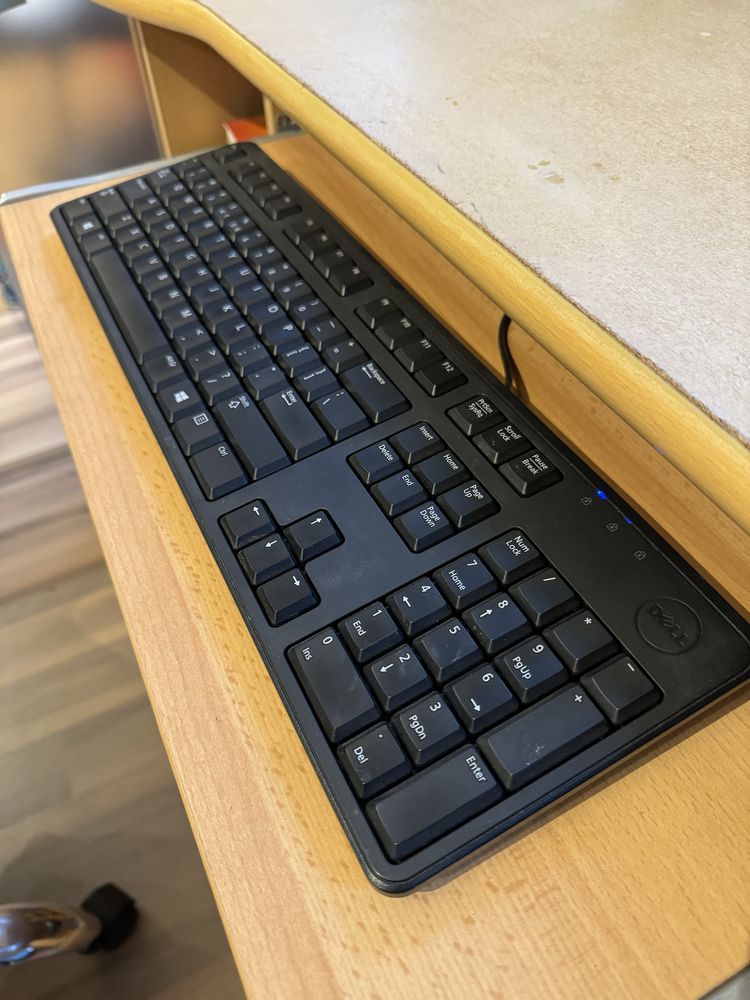 Komputer Dell Optiplex 790 + dwa monitory zestaw