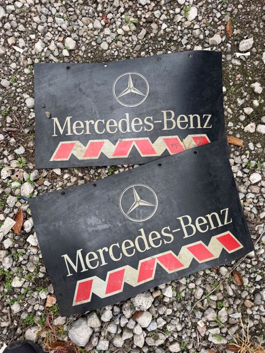 Бризговики Mersedes Benz. Розмір 26х46 см