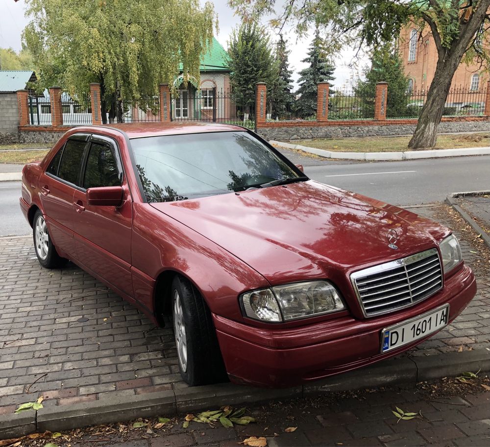 Mercedes-Benz w202