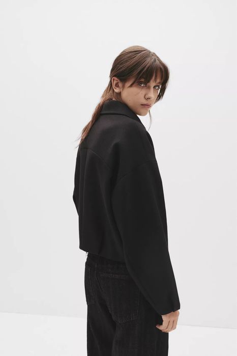 Коротка костюмна фетрова куртка pullandbear