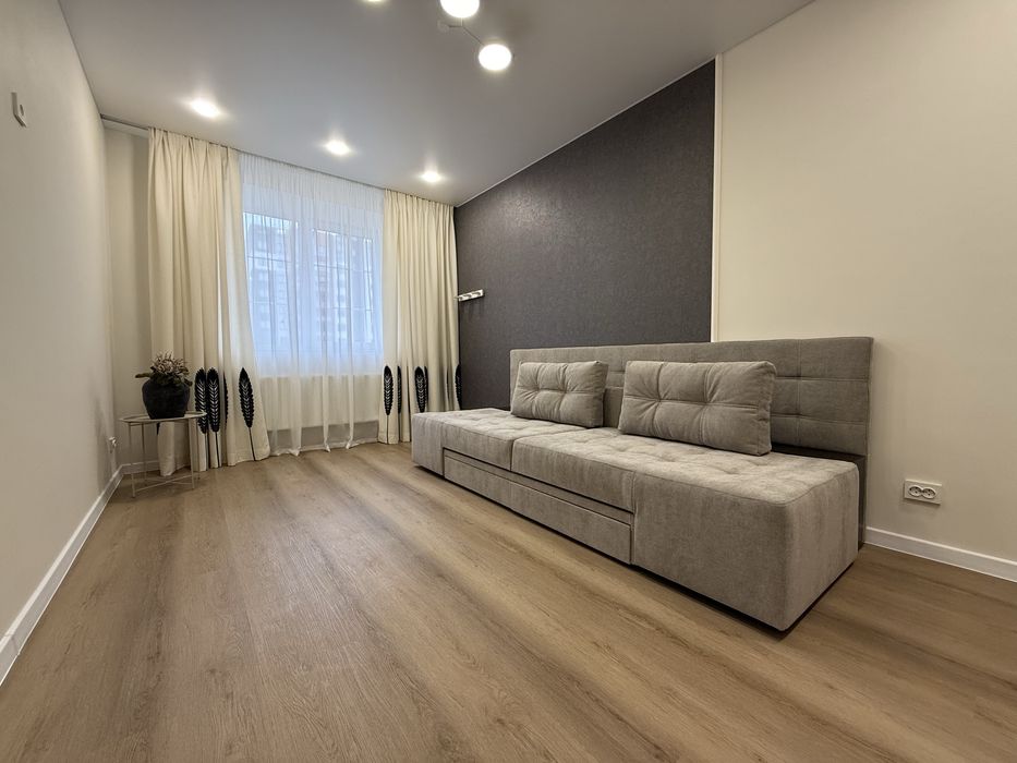 Озерна! 2 кімнатна квартира з Ремонтом!