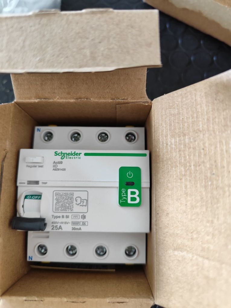 Disjuntor diferencial classe B 4 X 25A 30mA