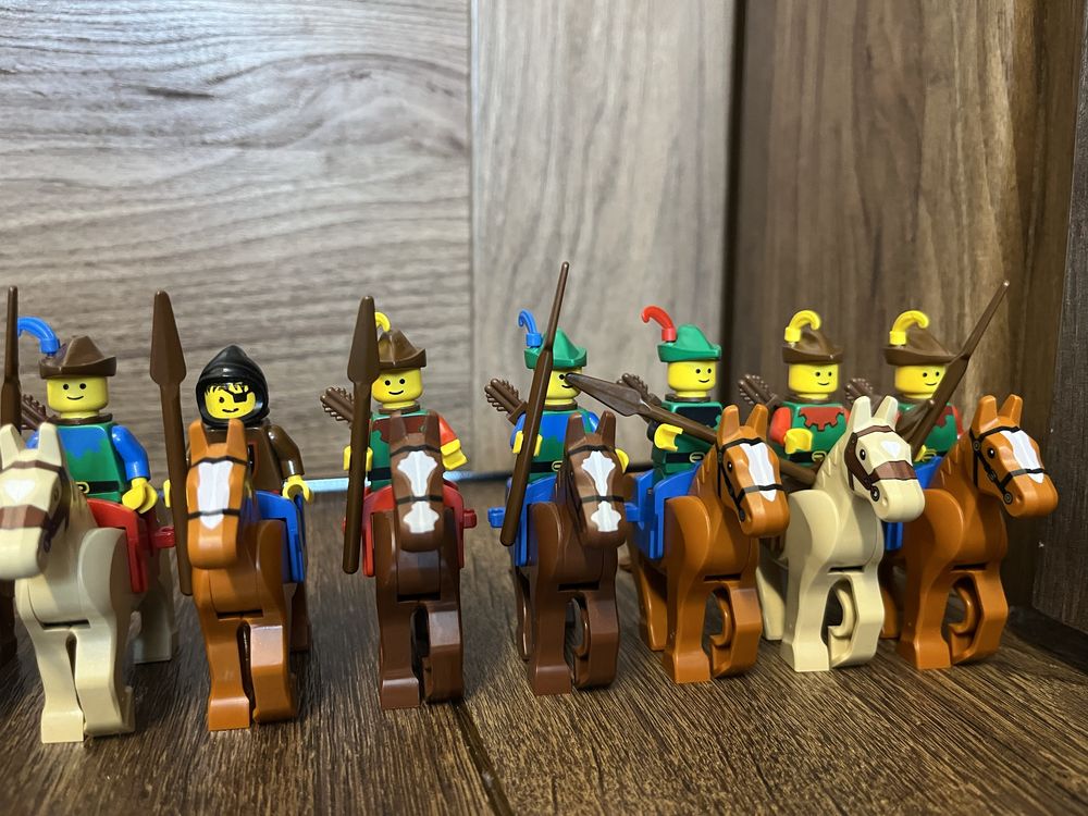 Lego Castle - 26 Minifigurek