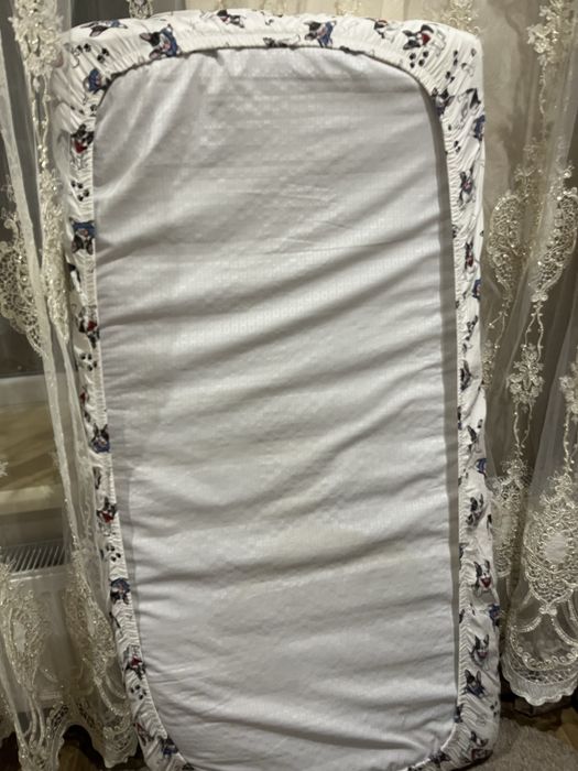 Продам дитячий матрас в кроватку