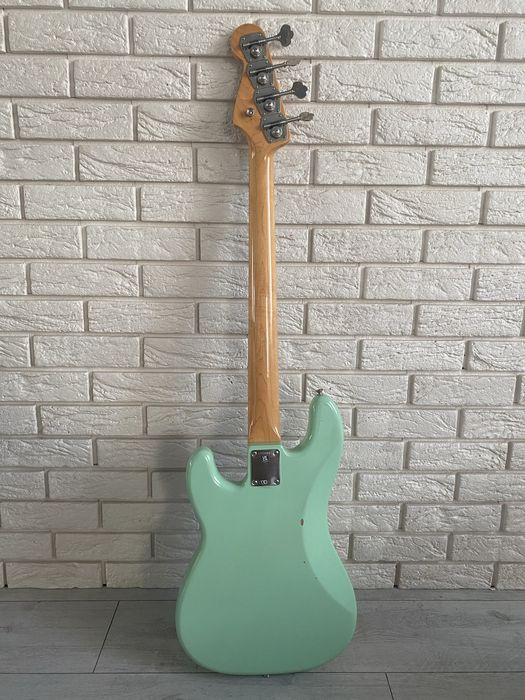 Бас Гитара Fender American Original '60s Precision Bass 2021