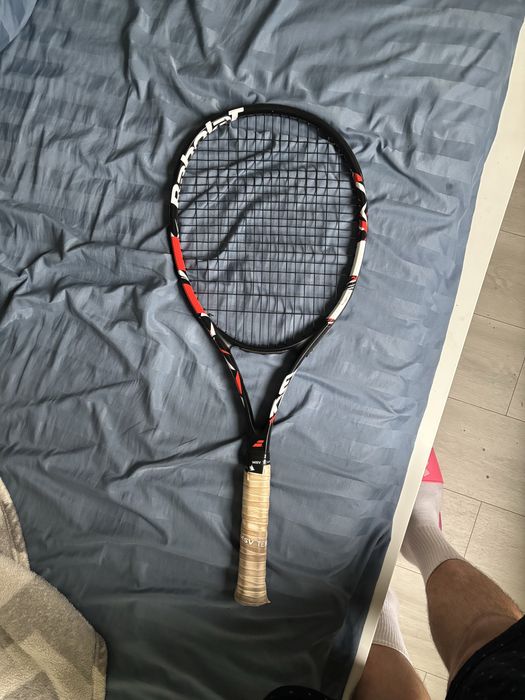 Babolat Evo Tour