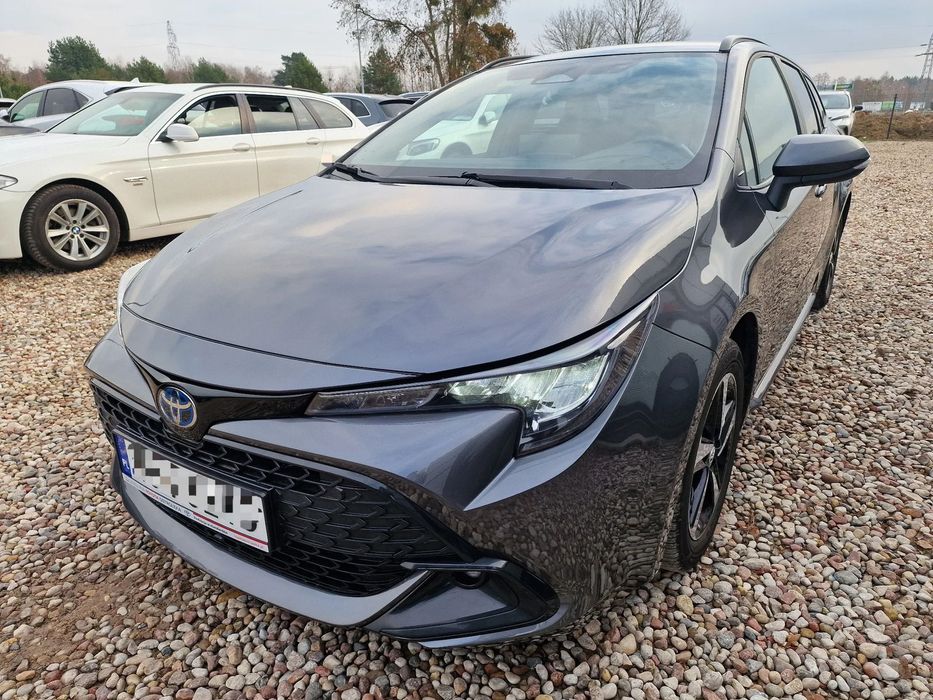 Toyota Corolla 1.8 // Hybrid // Aso-Toyota //