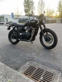 TRIUMPH 900 ( carregada de extras )