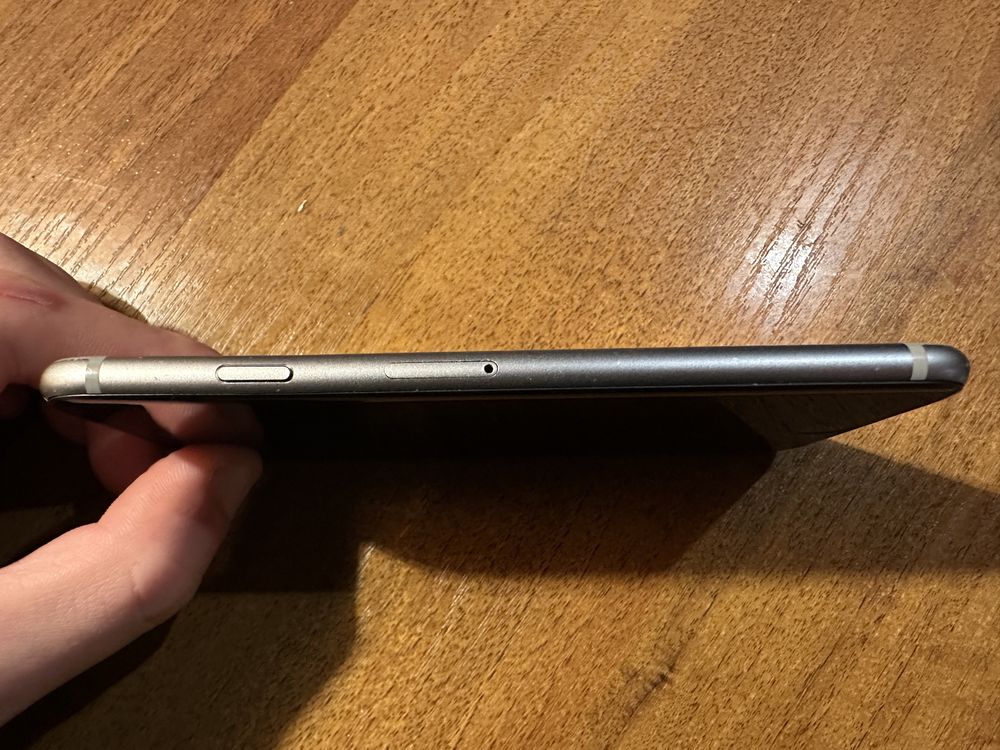 Iphone 6. 64gb. акб 90%