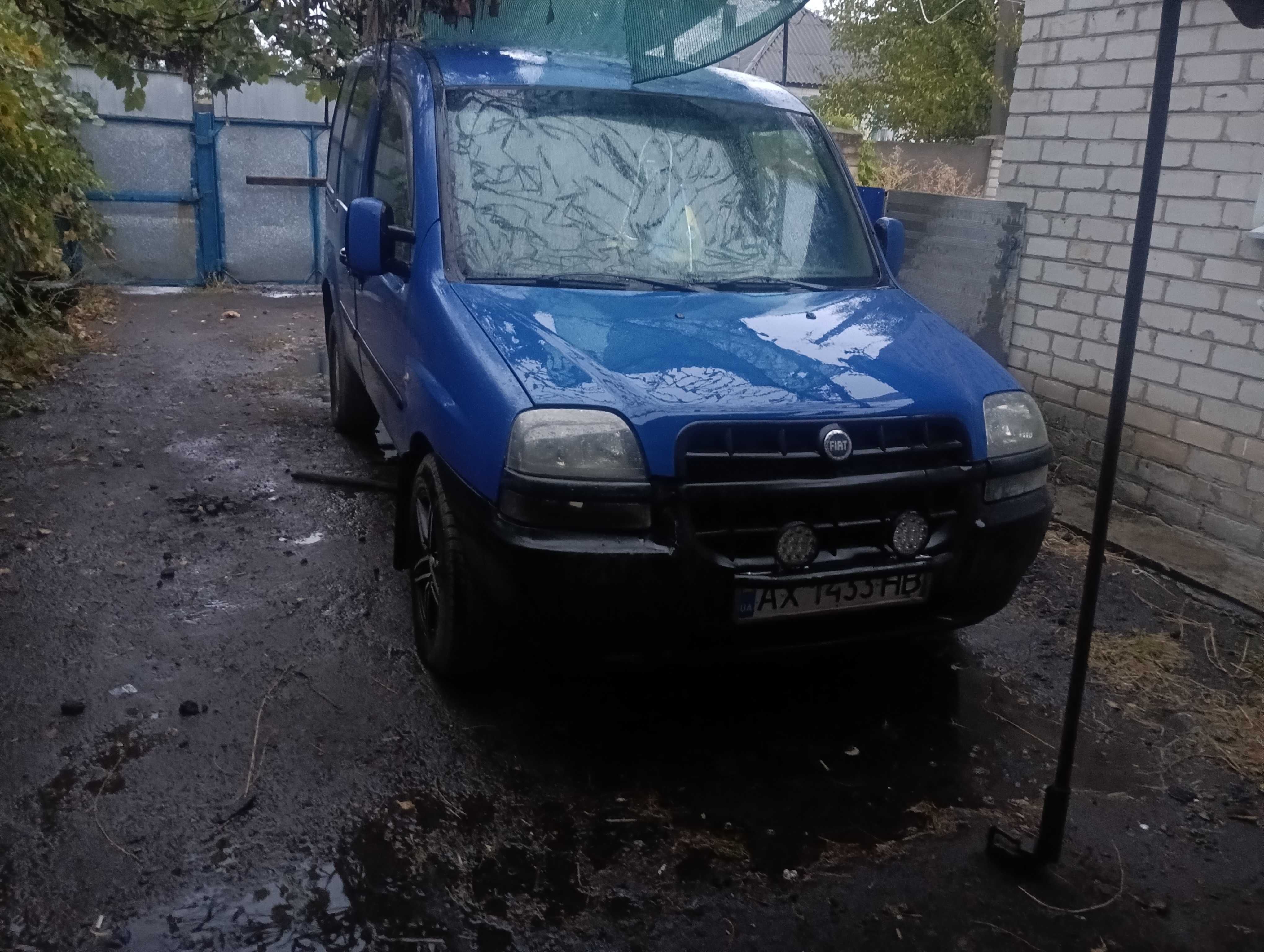 Fiat           Doblo