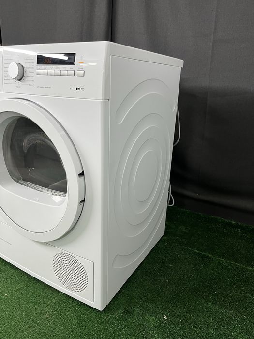 Сушильна машина Siemens IQ700 A+++