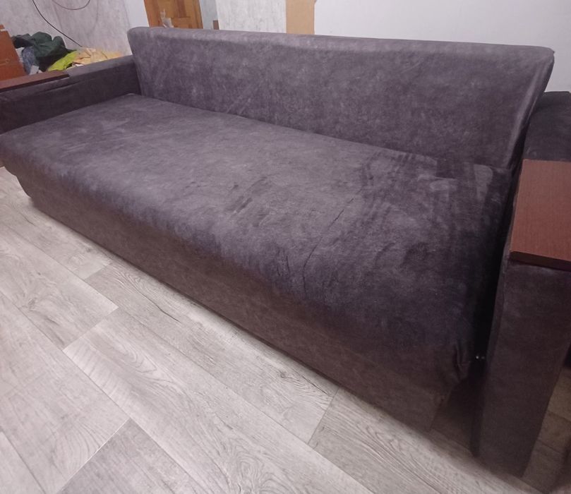 Продам диван  еврокнижку