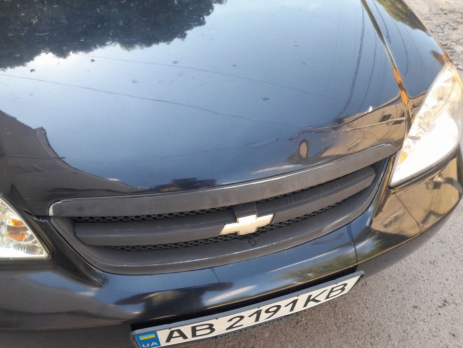 Шевролє Лачетті продам