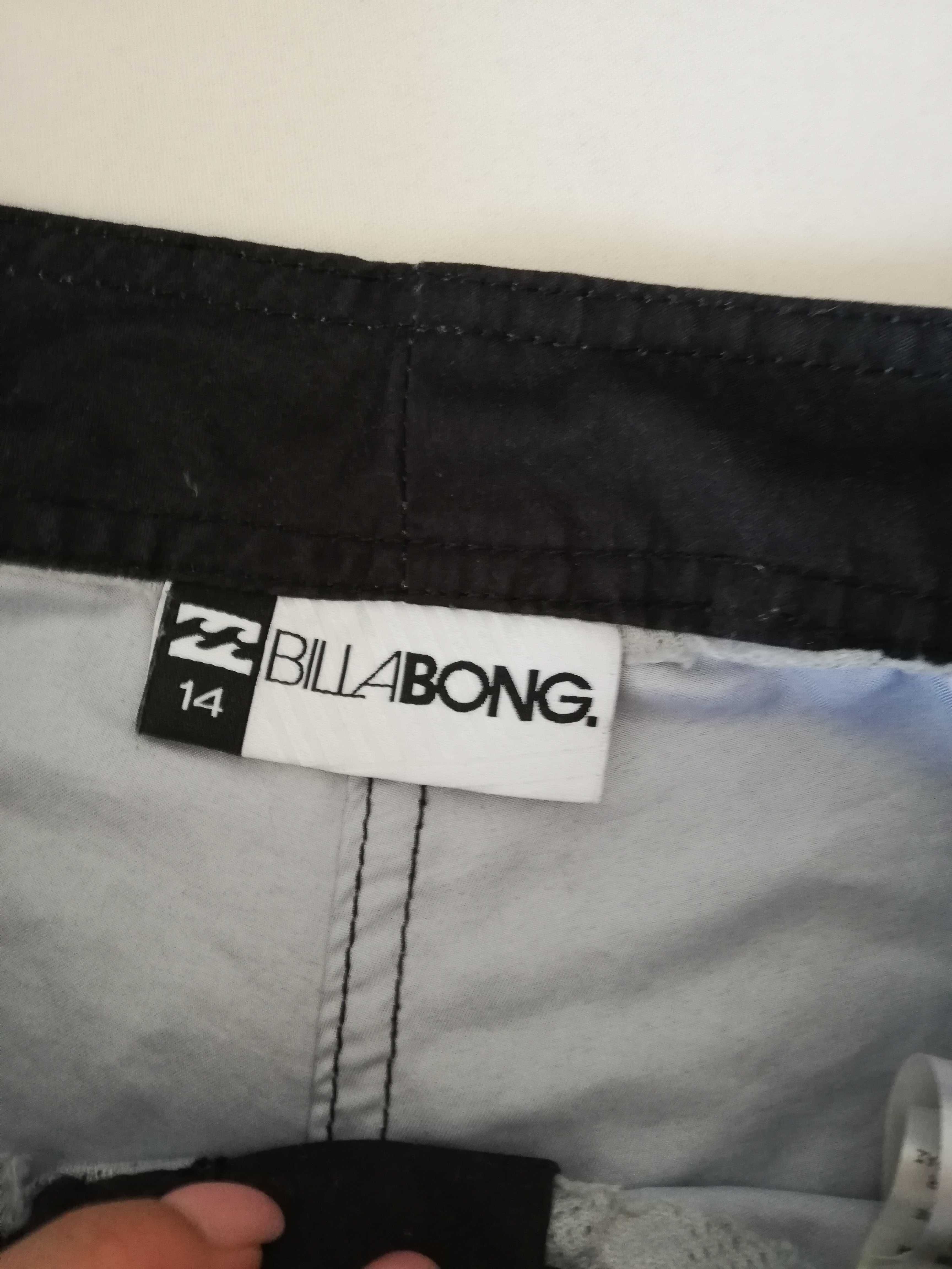 Billabong spodenki czarne z napisem r. 14 / 164 (14 lat)