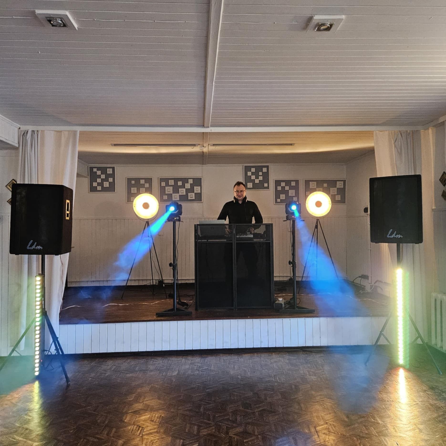 Dj obsługa imprez okolicznościowych 18 poprawiny bale komunie chrzciny