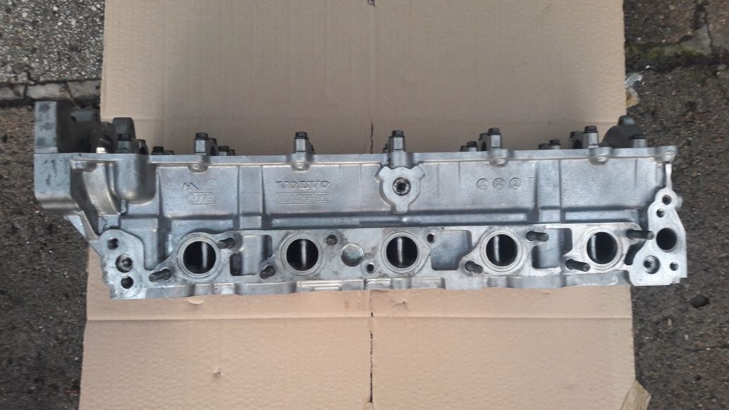 Głowica kompletna NIE SPAWANA Volvo 163 KM  2.4d5 s60 s80 v70 xc70 xc9