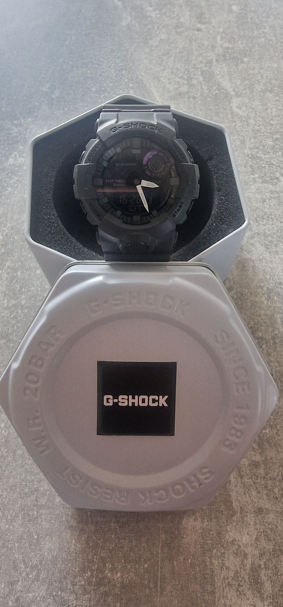 Zegarek Casio G-shock GMA B800