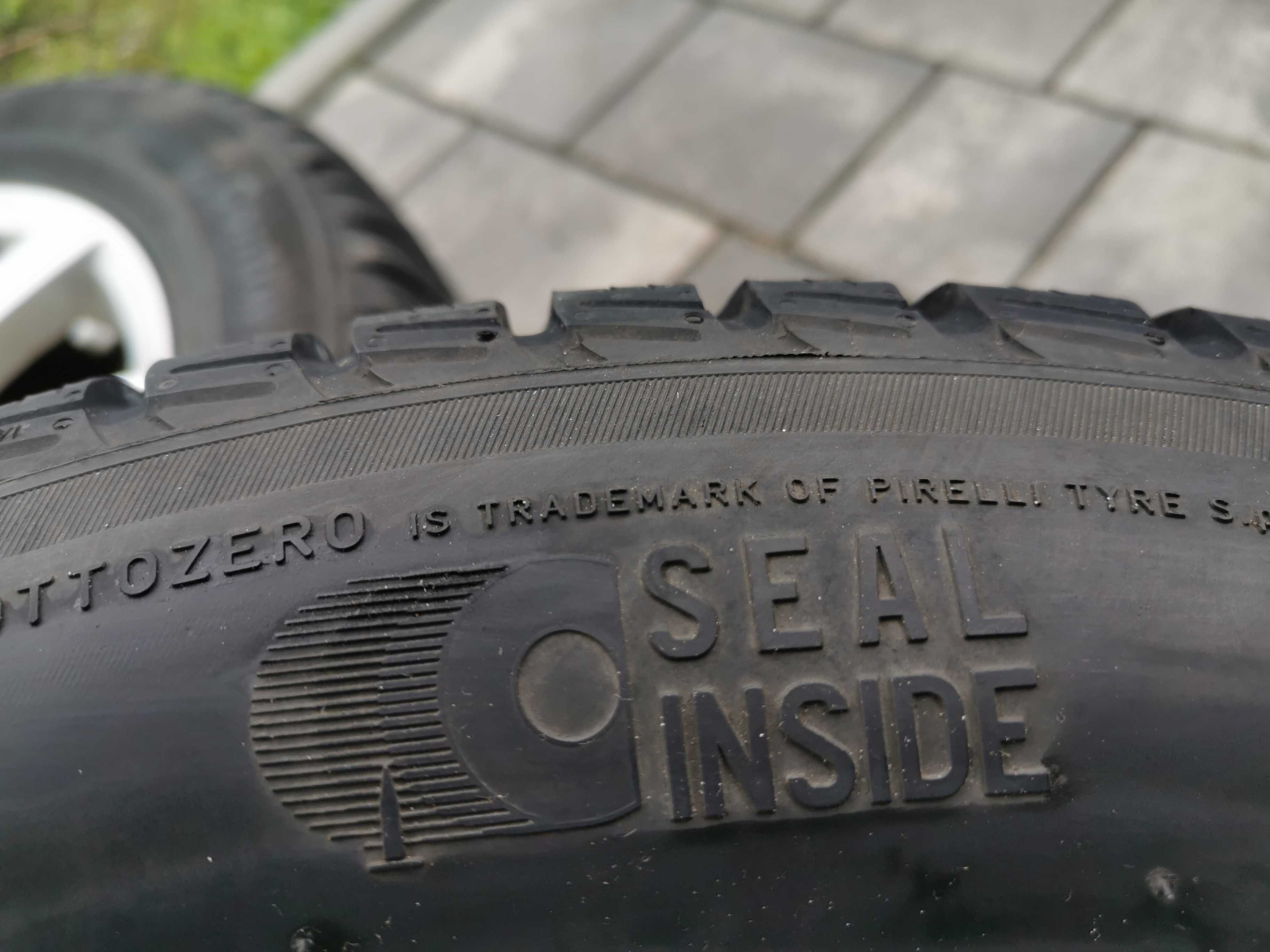 Pirelli Winter Sottozero 3 215/60r16 95H N8128