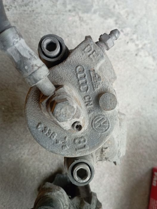 Гальмівний супорт суппорт Volkswagen golf 4 тормозные суппорта гольф 4