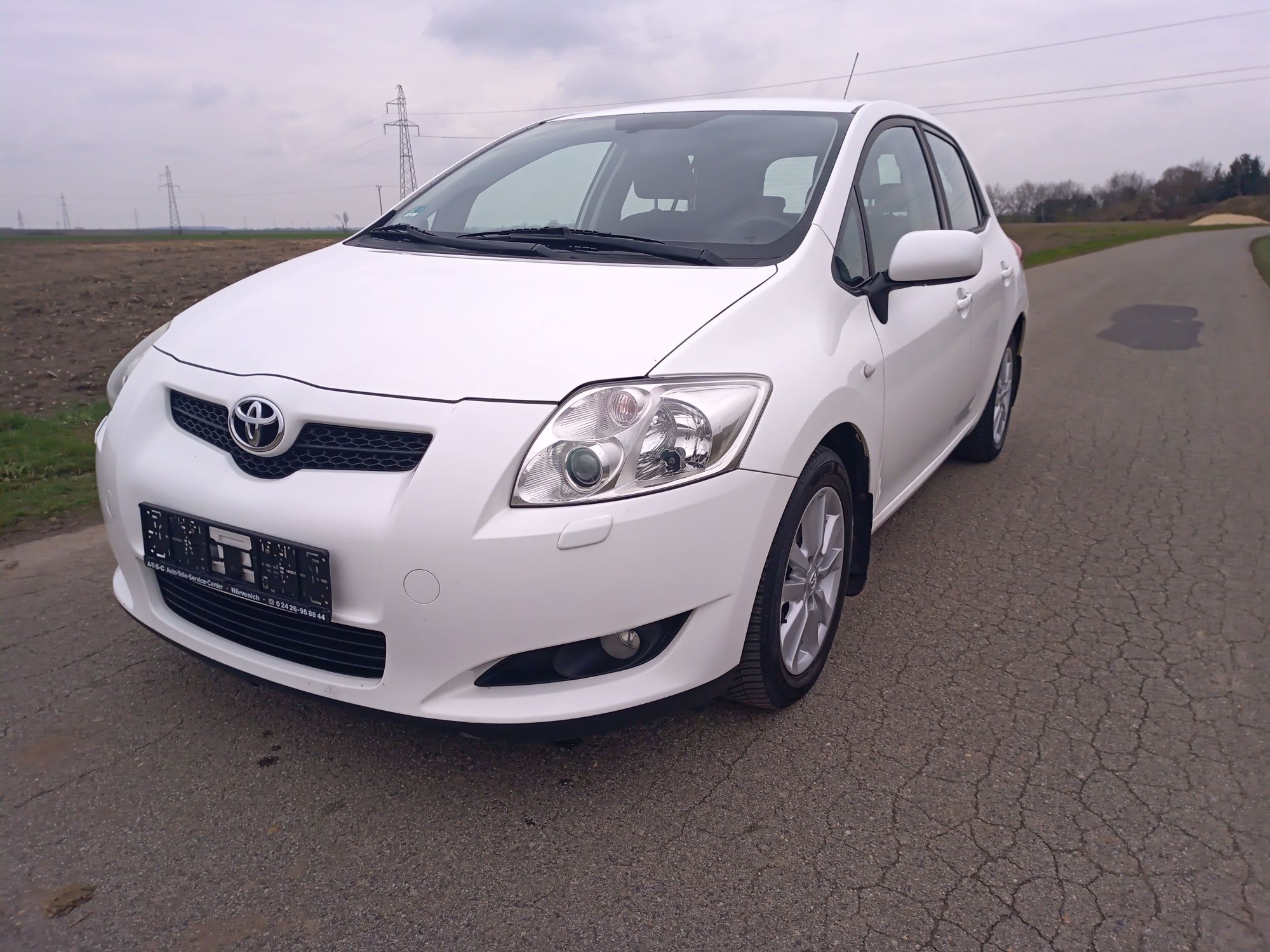 Toyota Auris 1.6 benzyna Xenon,temp,klima itp.z Niemiec 2009r.