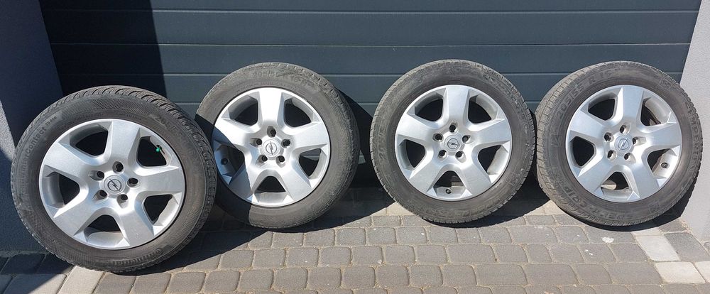 Koła zimowe Opel Zafira 16 cali 5 x110 felgi strukturalne kołpaki