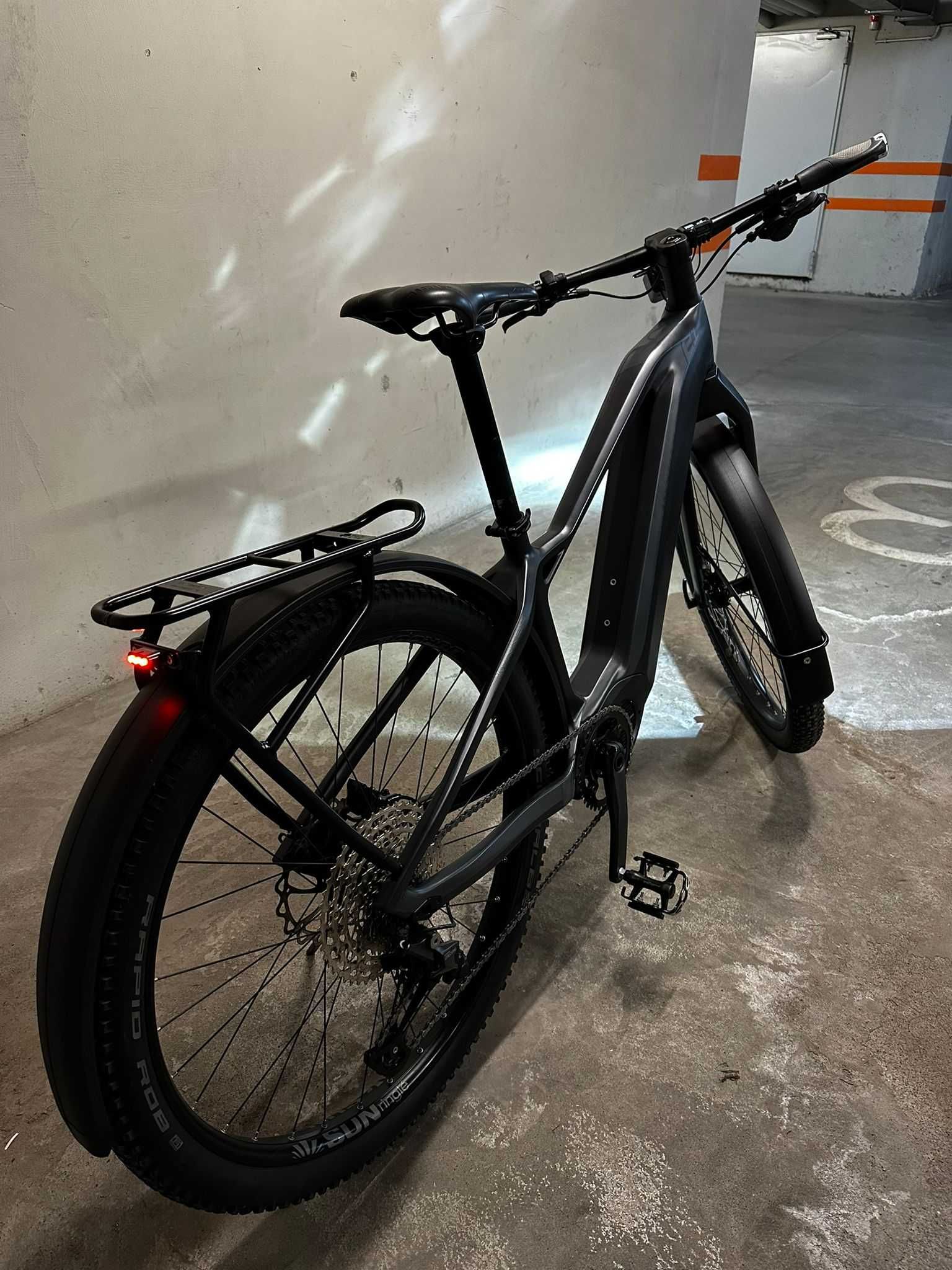 Karbonowy rower elektryczny Thömus Twinner E1